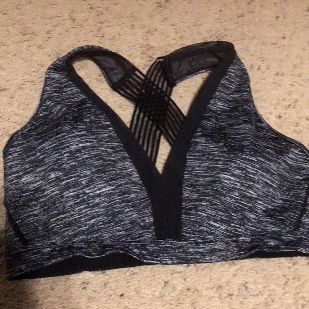 Large Victoria secrets sports bra